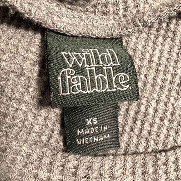 Wild Fable Women Gray Waffle Knit Lettuce Trim Crop Top Short Sleeve XS - Picture 5 of 5